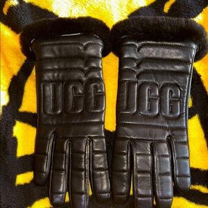 UGG Black Leather Gloves